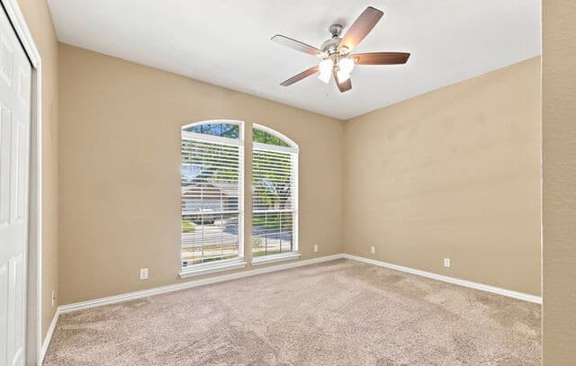 4719  Emden Holw, San Antonio, TX 78247 — photo 23