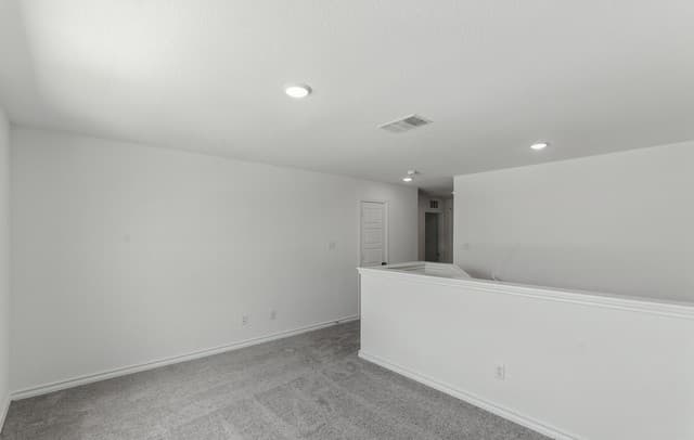 8369  Hamrick Circle, San Antonio, TX 78252 — photo 19