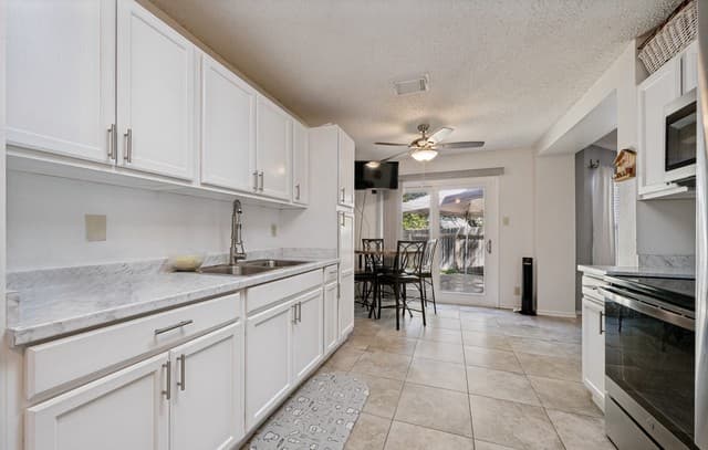 3611  Cameron Spgs, San Antonio, TX 78244 — photo 11