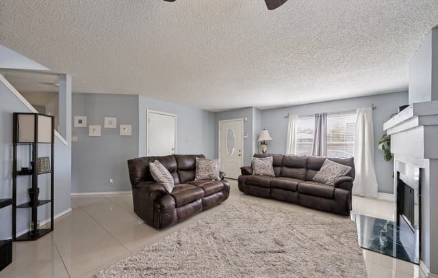 3611  Cameron Spgs, San Antonio, TX 78244 — photo 3
