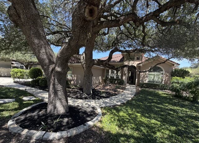 402  Cameron Cir