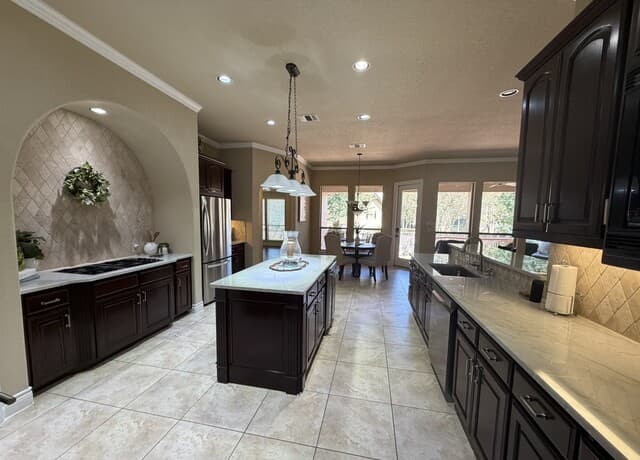 402  Cameron Cir, San Antonio, TX 78258 — photo 6