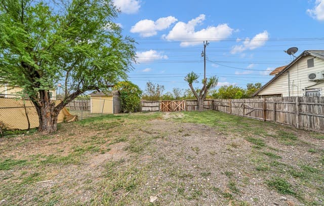 0  Westfall Ave, San Antonio, TX 78210 — photo 2