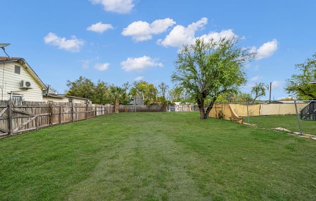 0  Westfall Ave, San Antonio, TX 78210 — photo 4