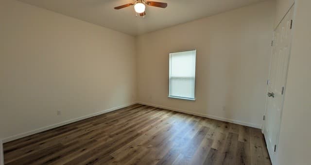 5847  Tree View, San Antonio, TX 78220 — photo 13