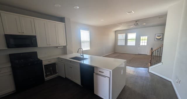 6703  Dashmoor Crk, San Antonio, TX 78244 — photo 4