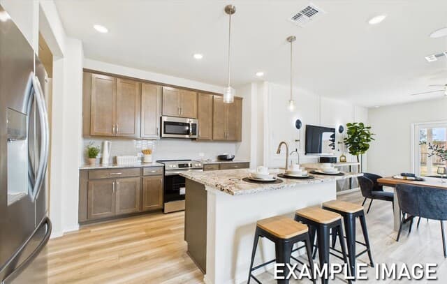 8405  Codigo Way, San Antonio, TX 78222 — photo 9