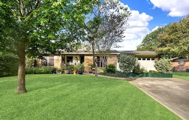 205 Trudy Ln