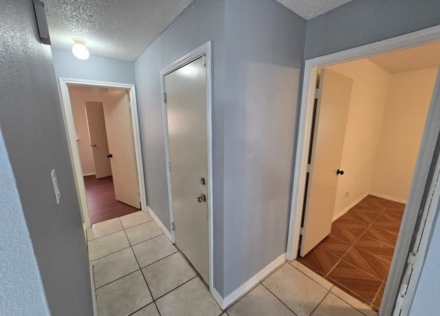 10311  Fork Crk, San Antonio, TX 78245 — photo 12