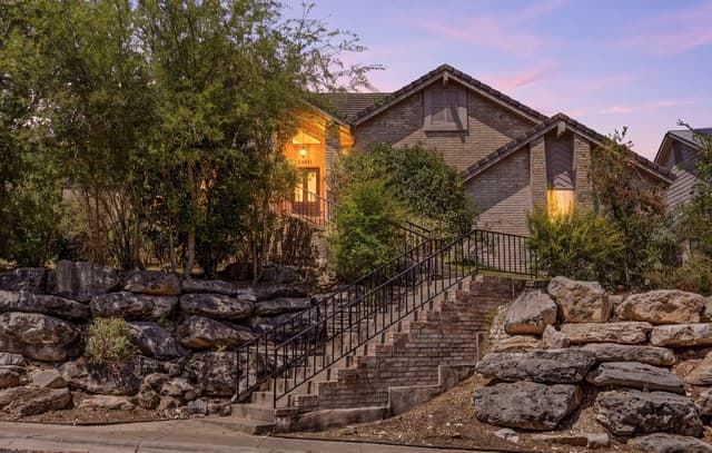 20611  Oak Farm