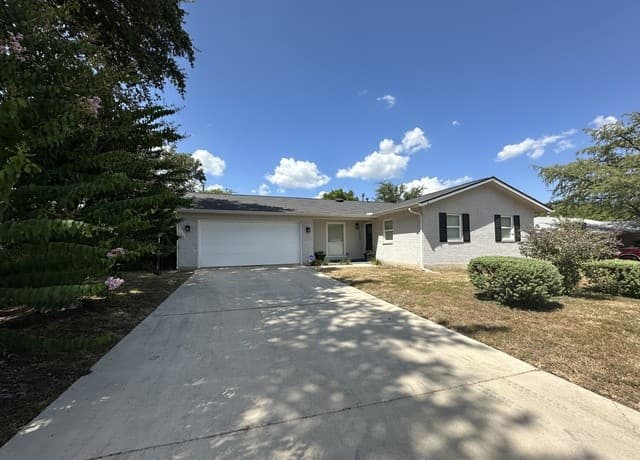 1023  Morey Peak Dr, San Antonio, TX 78213 — photo 2