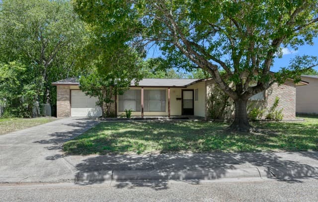 1037  Valley Forge Dr