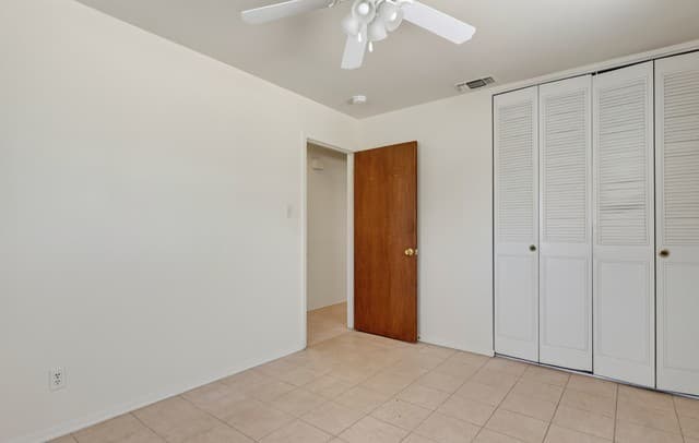 1037  Valley Forge Dr, Schertz, TX 78154 — photo 12