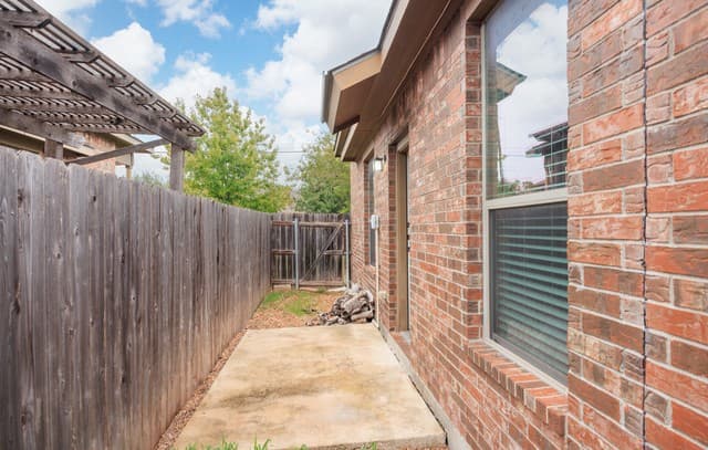 293  Rosalie Dr, New Braunfels, TX 78130 — photo 13