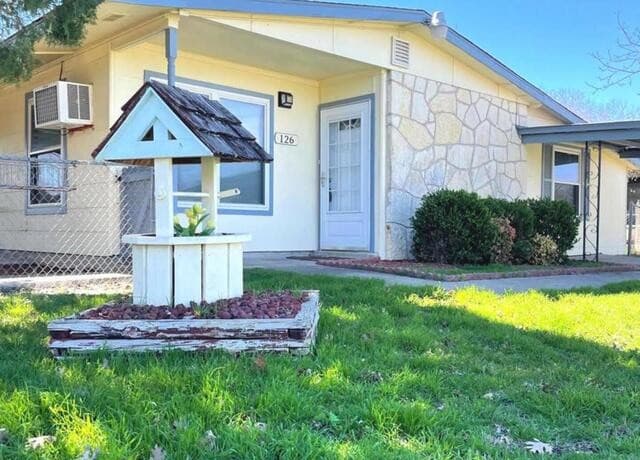 126 Wayfarer Pl