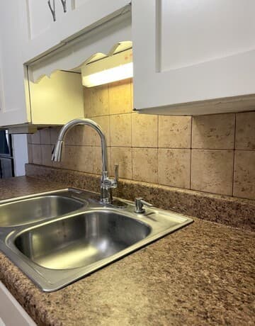 126  Wayfarer Pl, San Antonio, TX 78242 — photo 11