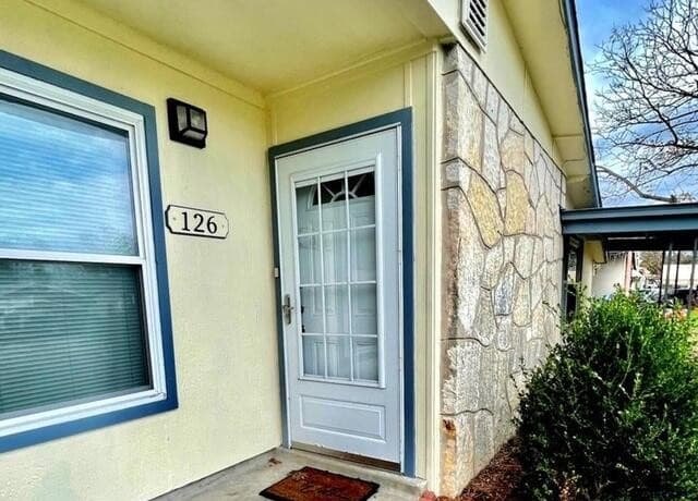 126  Wayfarer Pl, San Antonio, TX 78242 — photo 2
