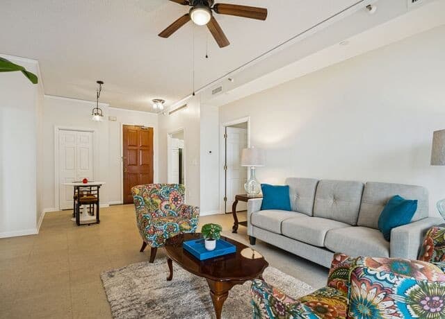 1  Towers Park Lane Unit 813