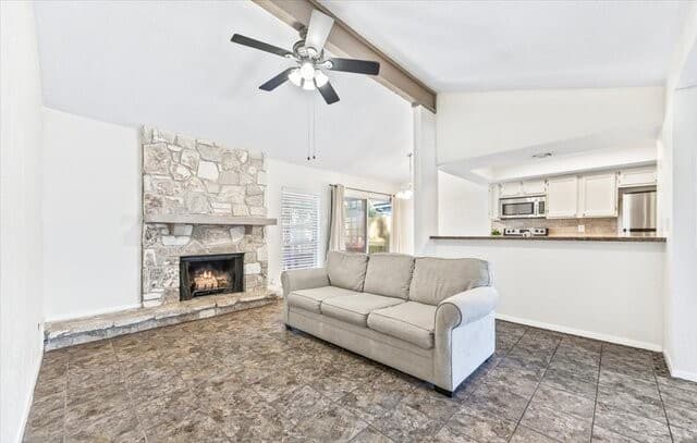 6126  Lyngrove St, San Antonio, TX 78249 — photo 5