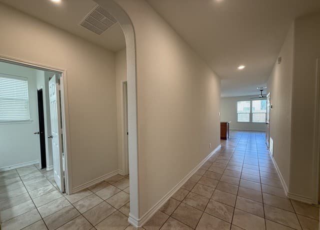 2007  Stepping Stone, New Braunfels, TX 78130 — photo 4