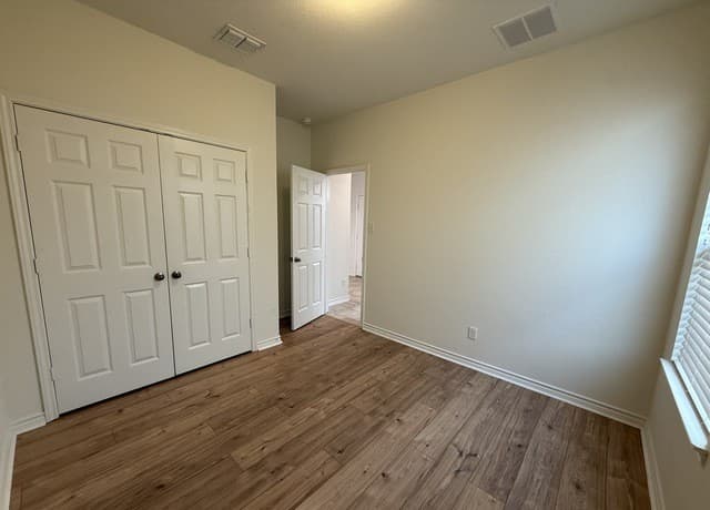 2007  Stepping Stone, New Braunfels, TX 78130 — photo 8
