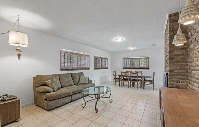 105  Hale, Fredericksburg, TX 78624 — photo 10
