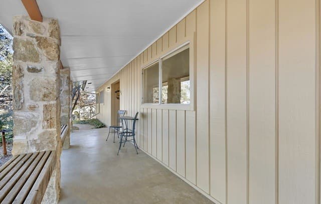 105  Hale, Fredericksburg, TX 78624 — photo 23