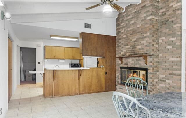105  Hale, Fredericksburg, TX 78624 — photo 6