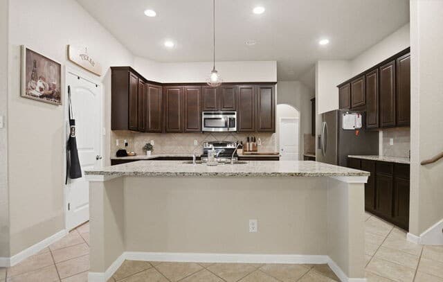821  Wall St, New Braunfels, TX 78130 — photo 11