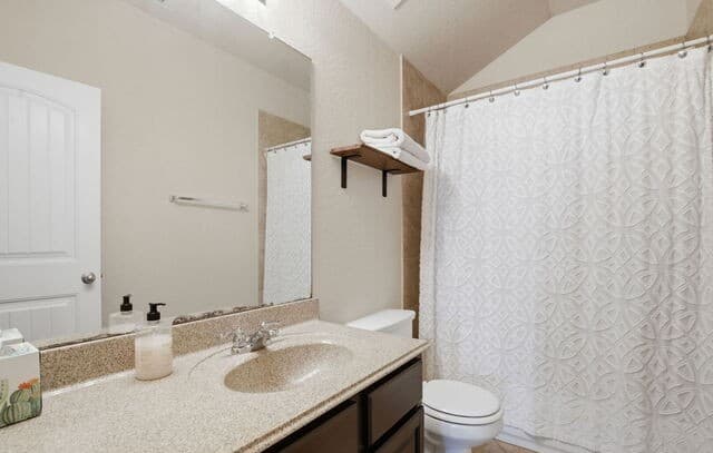 821  Wall St, New Braunfels, TX 78130 — photo 25