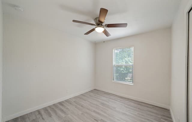 7842  Pony Ln, San Antonio, TX 78227 — photo 11