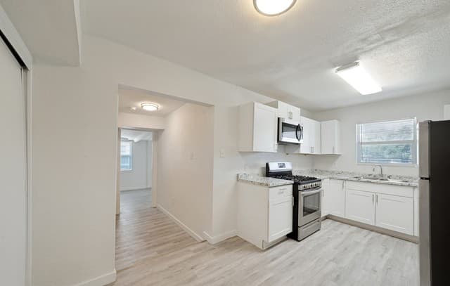 7842  Pony Ln, San Antonio, TX 78227 — photo 6