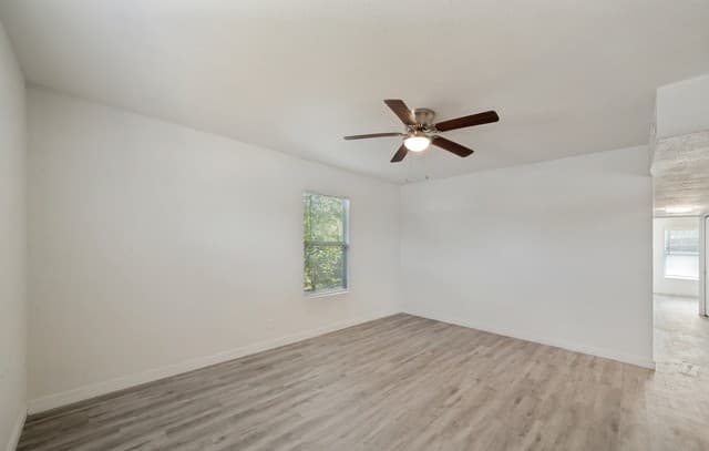 7842  Pony Ln, San Antonio, TX 78227 — photo 9
