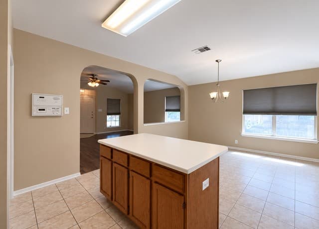 7306  Kingsland, San Antonio, TX 78244 — photo 17