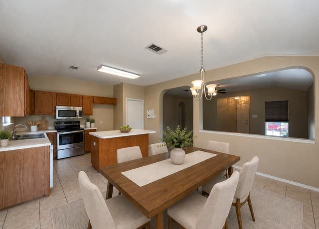 7306  Kingsland, San Antonio, TX 78244 — photo 5