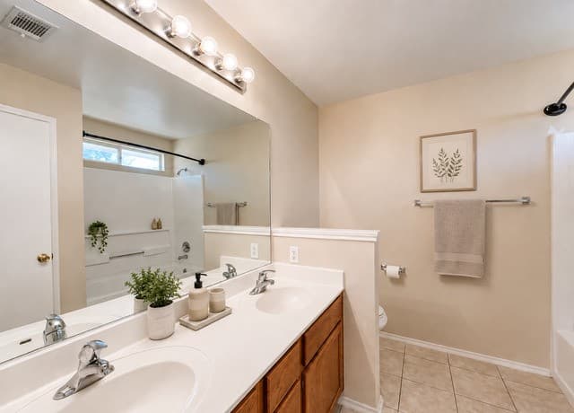7306  Kingsland, San Antonio, TX 78244 — photo 7
