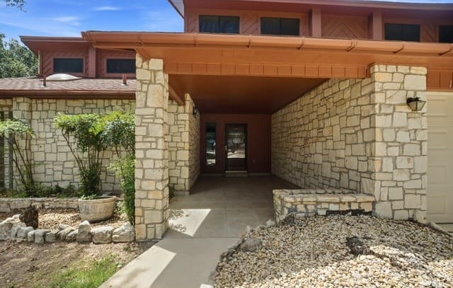 16719  Springhill Dr, San Antonio, TX 78232 — photo 9