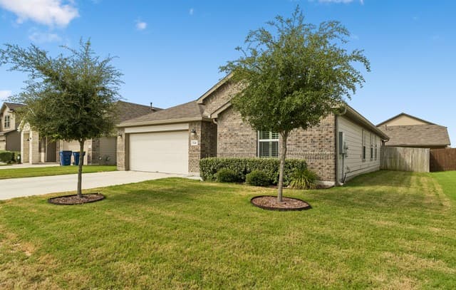 524  Chelson Hunt, Cibolo, TX 78108 — photo 2