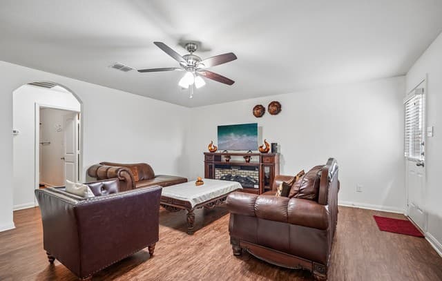 12251  Siragusa, San Antonio, TX 78252 — photo 11