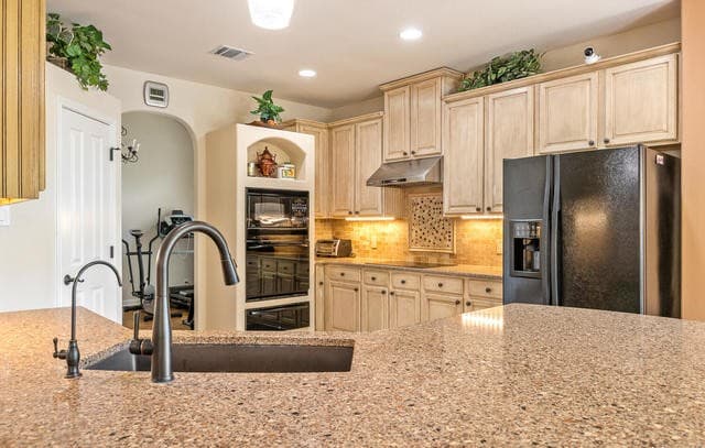 9634  Jason Bnd, Helotes, TX 78023 — photo 14