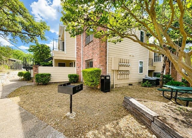 11610  Vance Jackson rd Unit 867