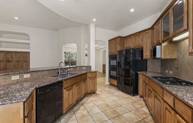 7  Littlemill, San Antonio, TX 78259 — photo 16