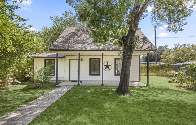 2414  Texas Ave, San Antonio, TX 78228 — photo 10