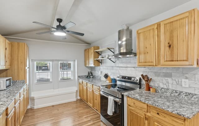 2414  Texas Ave, San Antonio, TX 78228 — photo 12