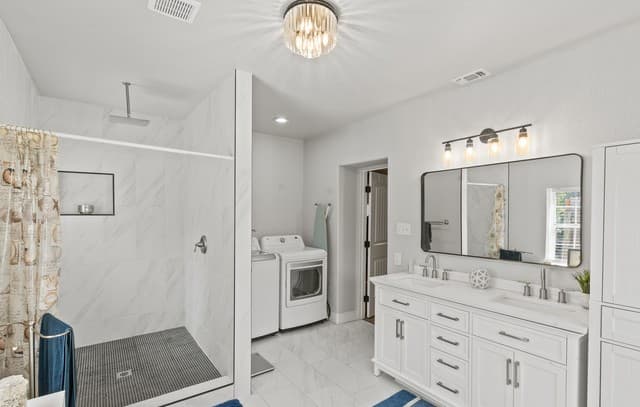 2414  Texas Ave, San Antonio, TX 78228 — photo 9