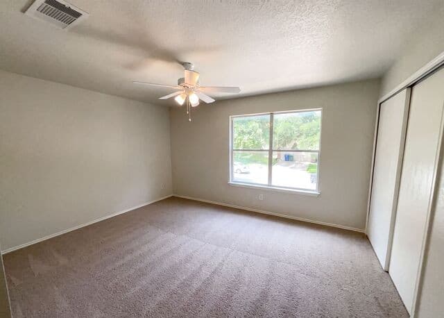 603  Mathis Mdw, San Antonio, TX 78251 — photo 12