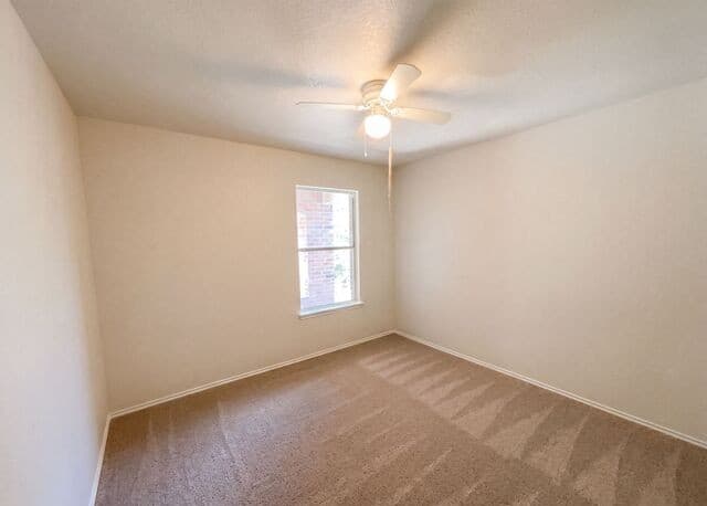 603  Mathis Mdw, San Antonio, TX 78251 — photo 13