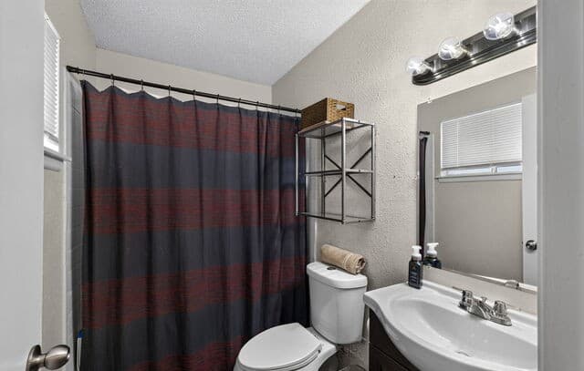 5826  Cliff Walk Dr, San Antonio, TX 78250 — photo 16