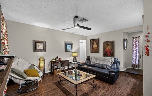 5826  Cliff Walk Dr, San Antonio, TX 78250 — photo 7
