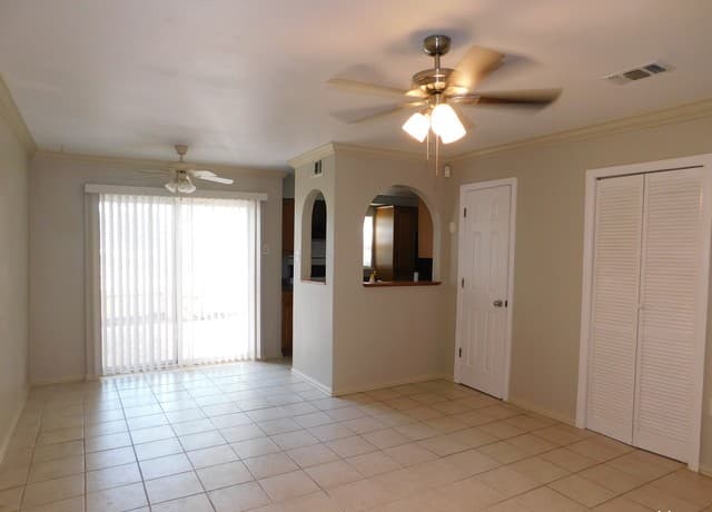 7322  Oak Manor Dr Unit 24, San Antonio, TX 78229 — photo 6